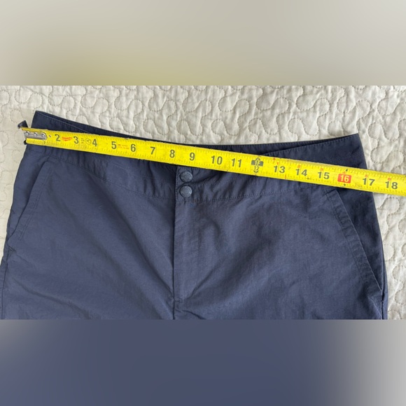 Eddie Bauer Women’s Active Sport Shorts Size 12 Black - Picture 9 of 9